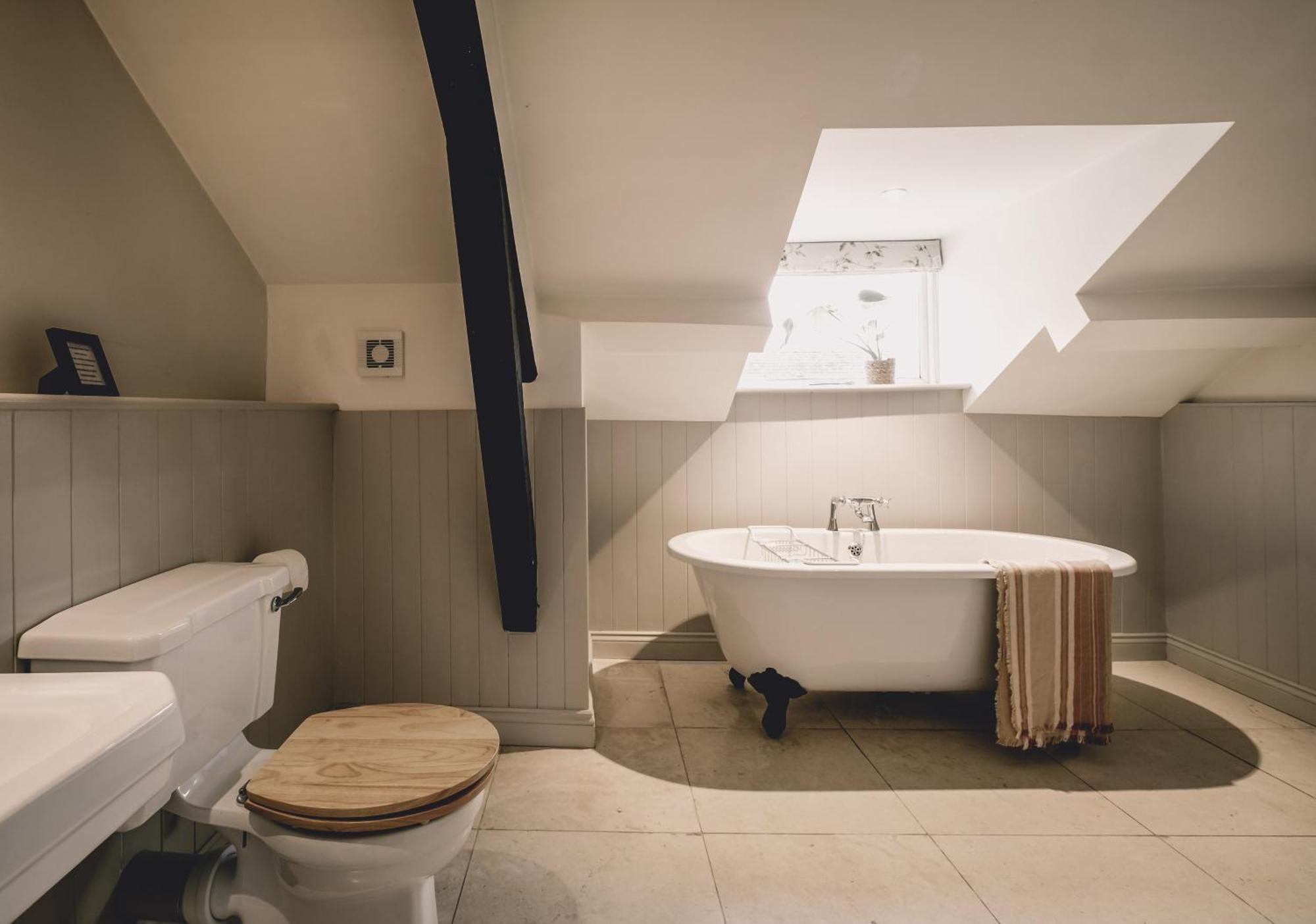 Inn The Hare & Hounds *